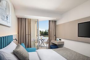 Aminess Vival Maestral Hotel