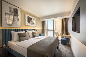 Aminess Vival Maestral Hotel