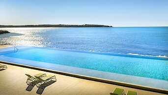 Aminess Vival Maestral Hotel