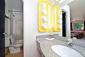 Motel 6 Albany, NY - Airport