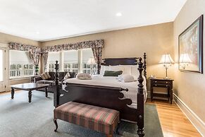 Traditions Hotel & Spa Johnson City - Binghamton, an Ascend Collection