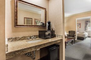 Traditions Hotel & Spa Johnson City - Binghamton, an Ascend Collection
