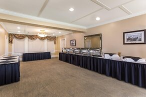 Traditions Hotel & Spa Johnson City - Binghamton, an Ascend Collection