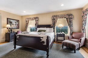 Traditions Hotel & Spa Johnson City - Binghamton, an Ascend Collection
