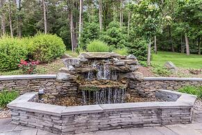 Traditions Hotel & Spa Johnson City - Binghamton, an Ascend Collection
