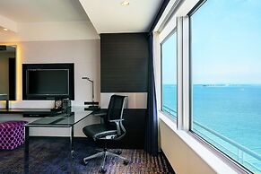 Hilton Fukuoka Sea Hawk