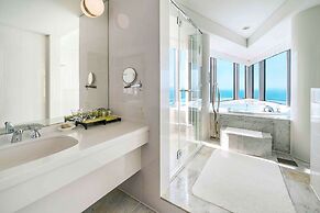 Hilton Fukuoka Sea Hawk