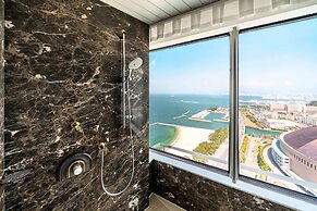 Hilton Fukuoka Sea Hawk