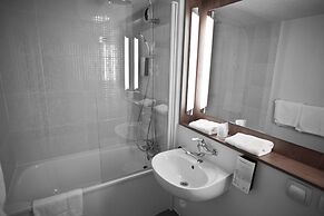 Hotel Campanile Bourges Nord- Saint Doulchard