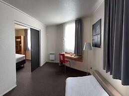 Campanile Paris Ouest - Pont de Suresnes