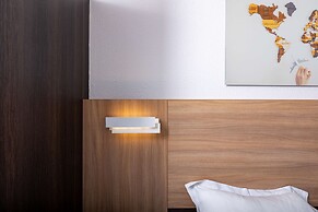 Kyriad Paris Ouest - Colombes