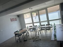 Kyriad Marne La Vallée - Torcy