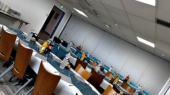 Kyriad Marne La Vallée - Torcy