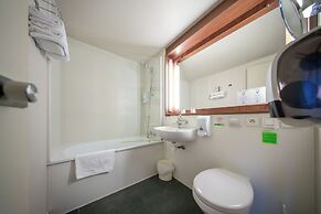 Brit Hotel Confort Ampaline Périgueux Est