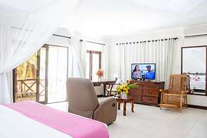 Jacaranda Indian Ocean Beach Resort