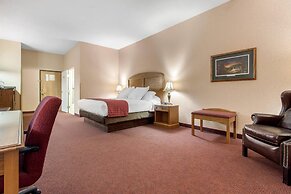 Norfolk Lodge & Suites, an Ascend Collection Hotel
