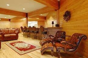 Norfolk Lodge & Suites, an Ascend Collection Hotel