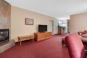 Norfolk Lodge & Suites, Ascend Hotel Collection