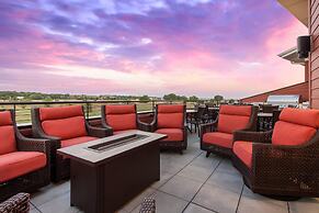 Norfolk Lodge & Suites, an Ascend Collection Hotel