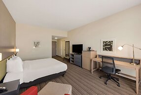 Country Inn & Suites by Radisson, Findlay, OH