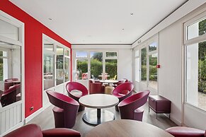 Le 2 by HOTEL AKENA LA FERTE BERNARD