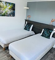 Le 2 by HOTEL AKENA LA FERTE BERNARD