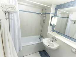 Kyriad Niort Est - La Crèche