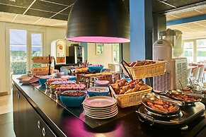 Kyriad Niort Est - La Crèche