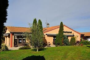 Kyriad Niort Est - La Crèche