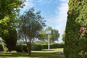 Kyriad Niort Est - La Crèche