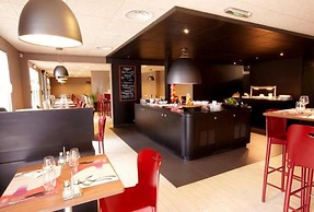 Kyriad Niort Est - La Crèche