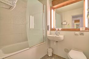 Campanile Paris Ouest - Nanterre - La Défense