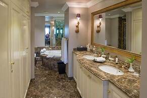 Peermont Metcourt Inn at The Grand Palm Resort