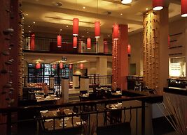 Peermont Metcourt Inn at The Grand Palm Resort