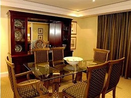 Peermont Metcourt Inn at The Grand Palm Resort