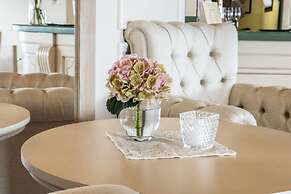 Madrigale Panoramic Lifestyle & Soulful Hotel