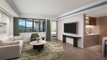 Holiday Inn Resort Sanya Bay by IHG