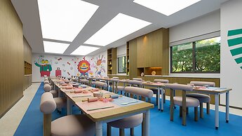 Holiday Inn Resort Sanya Bay by IHG