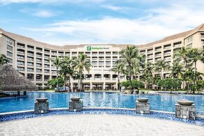 Holiday Inn Resort Sanya Bay by IHG