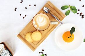 Holiday Inn Resort Sanya Bay by IHG