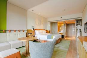 Holiday Inn Resort Sanya Bay by IHG