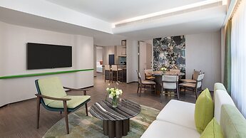 Holiday Inn Resort Sanya Bay by IHG