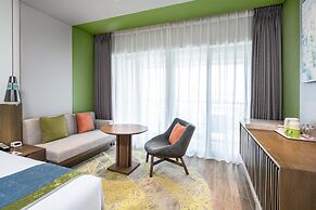 Holiday Inn Resort Sanya Bay by IHG