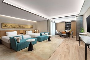 Holiday Inn Resort Sanya Bay by IHG