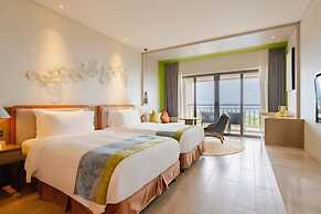 Holiday Inn Resort Sanya Bay by IHG