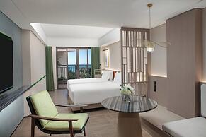 Holiday Inn Resort Sanya Bay by IHG