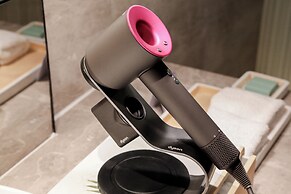 Holiday Inn Resort Sanya Bay by IHG