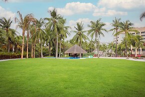 Holiday Inn Resort Sanya Bay by IHG