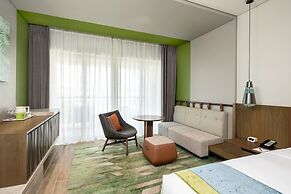 Holiday Inn Resort Sanya Bay by IHG