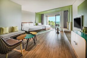Holiday Inn Resort Sanya Bay by IHG